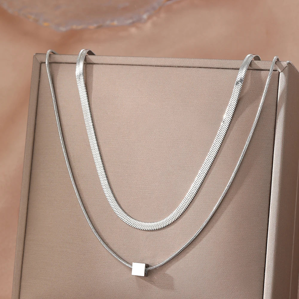 DOTIFI Women’s Two-Layer Stainless Steel Square Pendant Necklace – Simple Geometric Stacked Collarbone Chain Jewellery