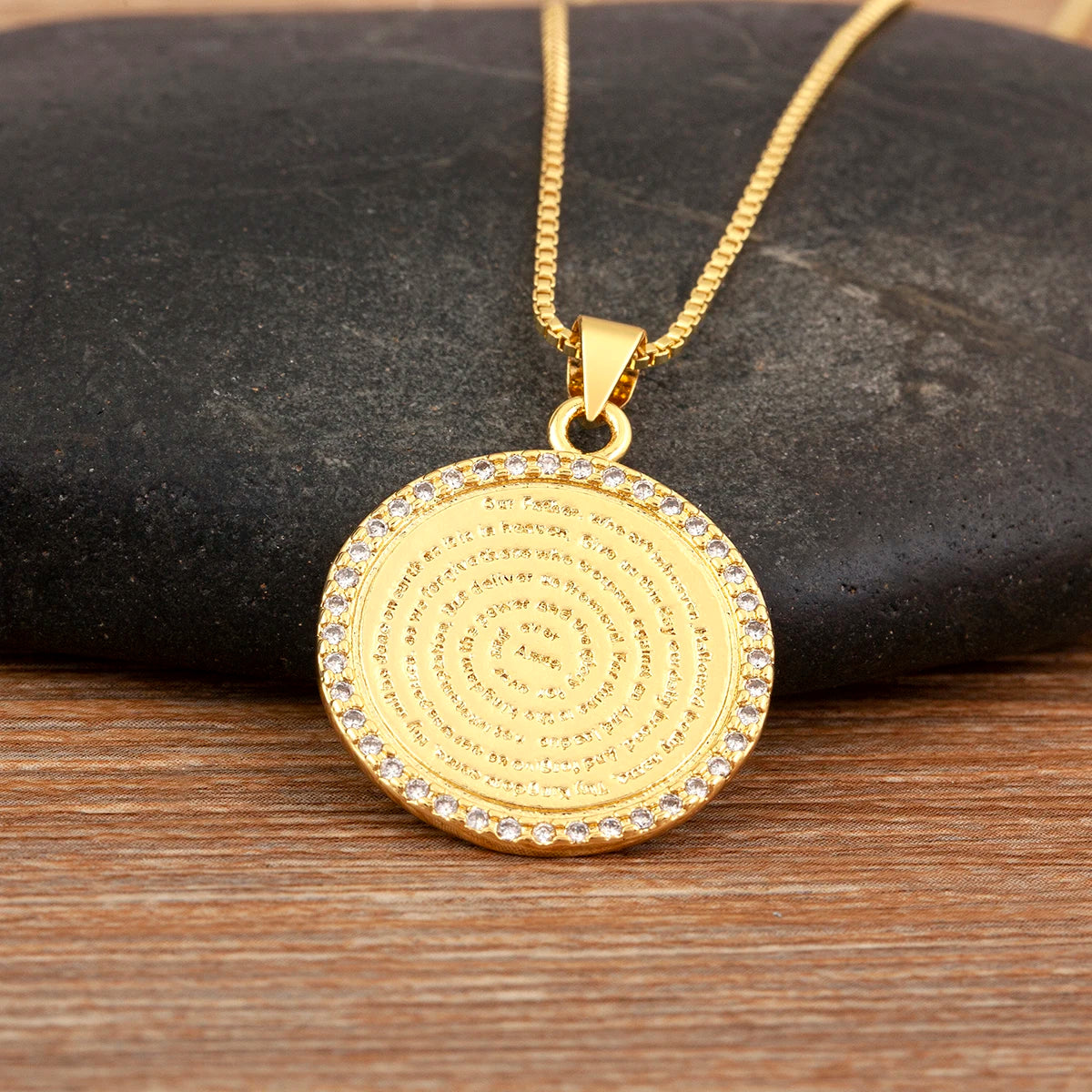 AIBEF S/L Relief Coin Pendant Necklace – Vintage Copper Medallion Design for Women & Men, Fashion Jewelry Gift