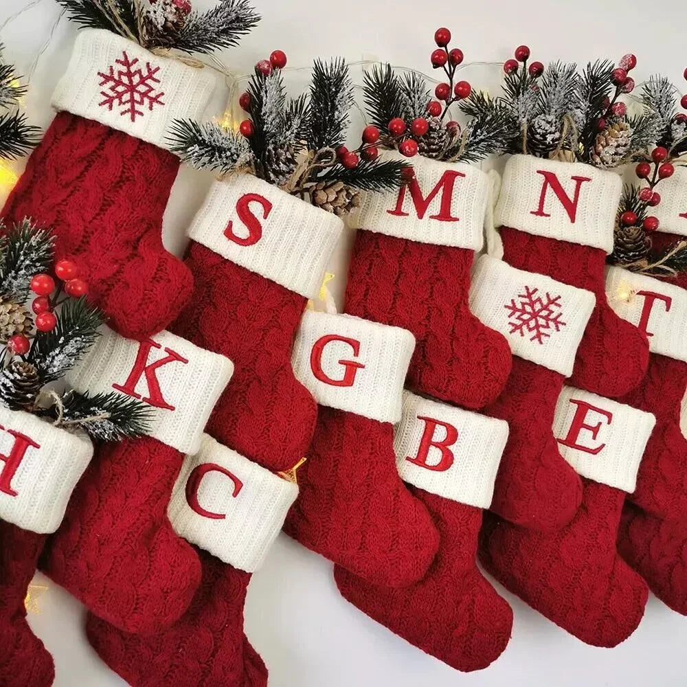 Personalised Knitted Christmas Stocking – A-Z Letter Snowflake Xmas Decoration for Home & Tree