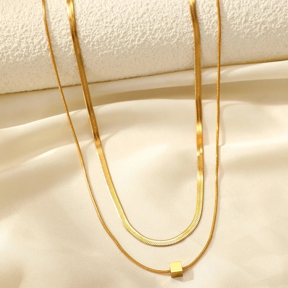 DOTIFI Women’s Two-Layer Stainless Steel Square Pendant Necklace – Simple Geometric Stacked Collarbone Chain Jewellery