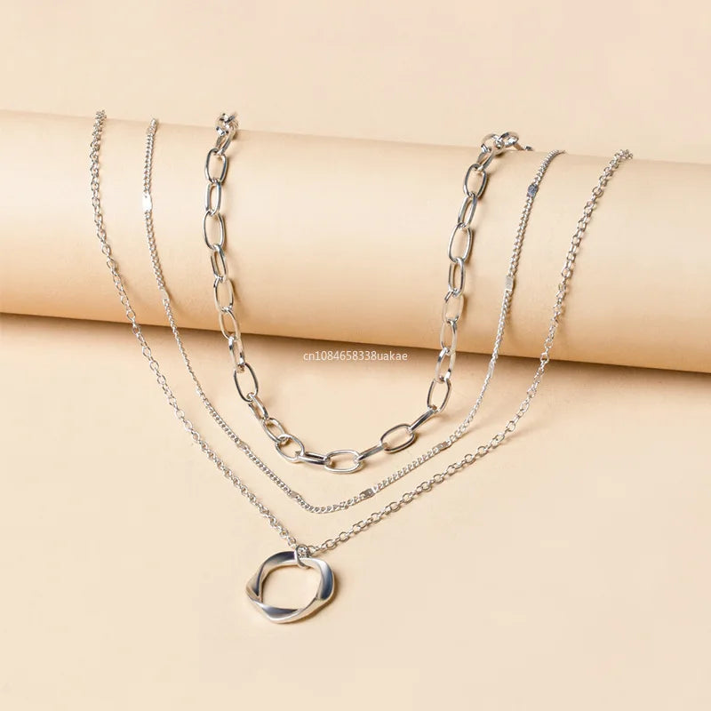 Multilayer Pendant Necklace for Women – Vintage Alloy Circle Star Charm Layered Choker Jewellery