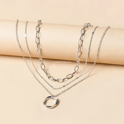 Multilayer Pendant Necklace for Women – Vintage Alloy Circle Star Charm Layered Choker Jewellery