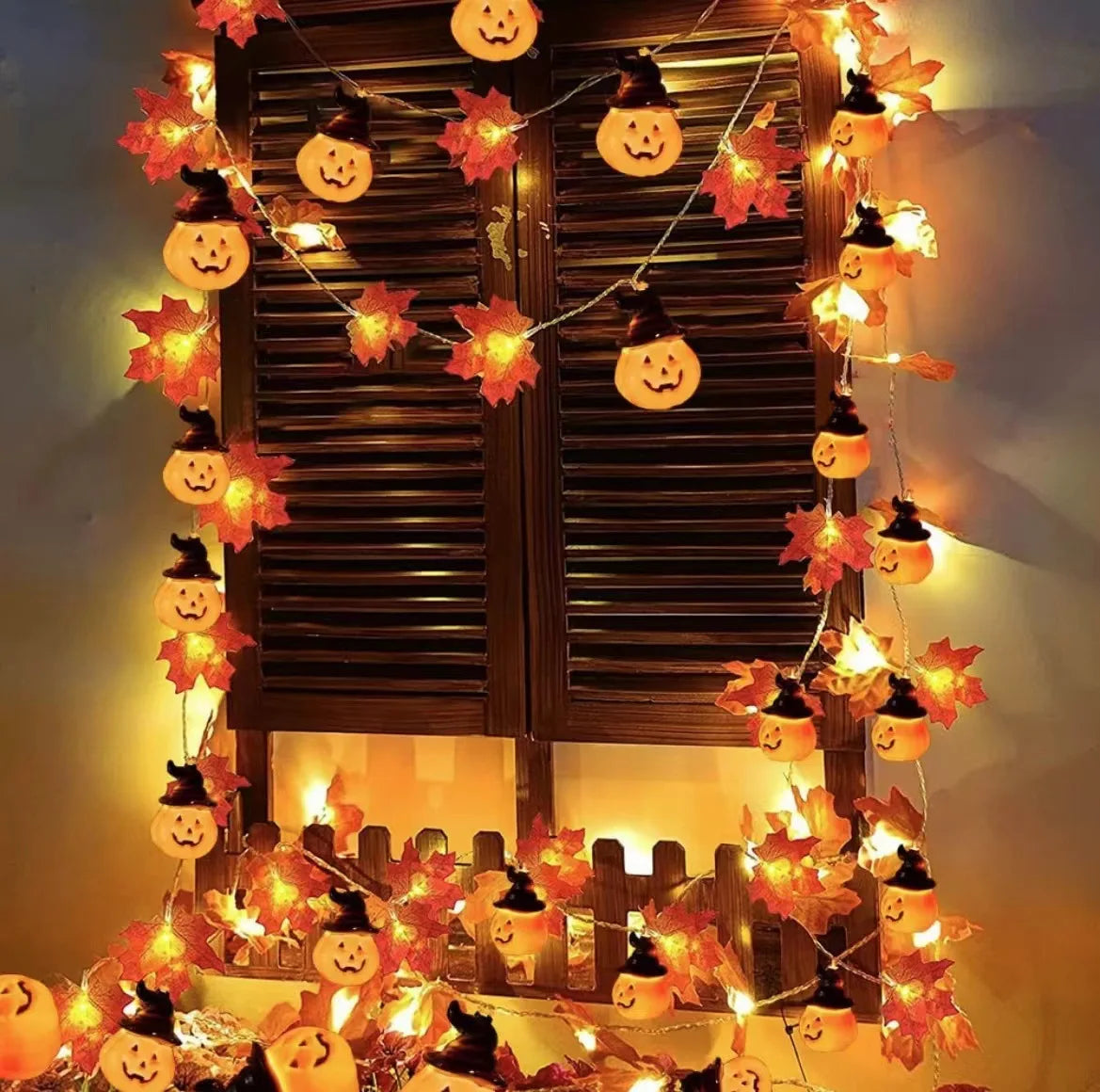 LED Pumpkin & Maple Leaf Garland – Autumn Fairy String Lights for Parties, Weddings & Seasonal Décor