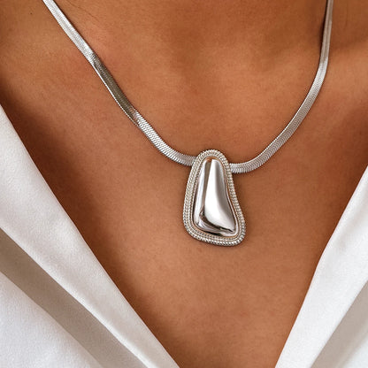 DOTIFI Stainless Steel Geometric Pendant Necklace for Women – Minimalist Retro Classic Fashion Jewellery