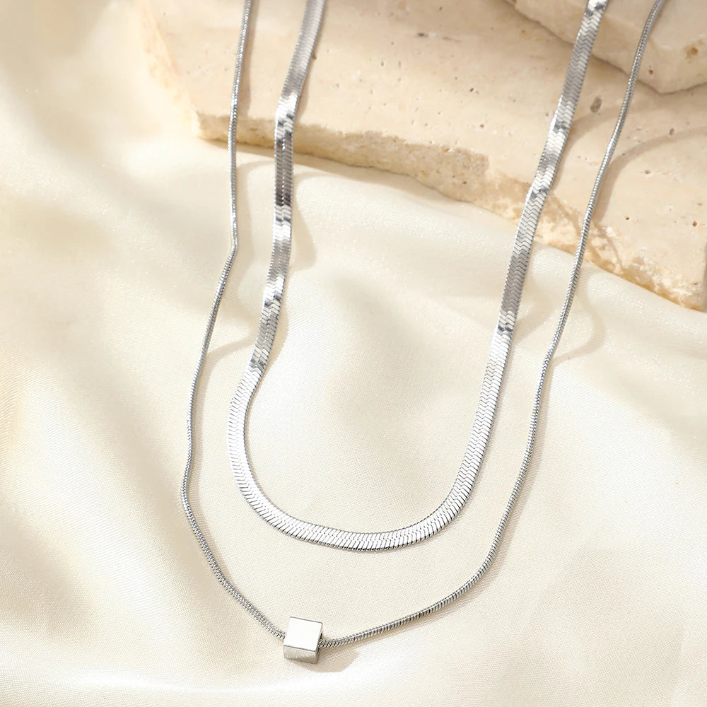 DOTIFI Women’s Two-Layer Stainless Steel Square Pendant Necklace – Simple Geometric Stacked Collarbone Chain Jewellery