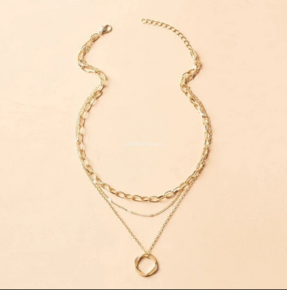 Multilayer Pendant Necklace for Women – Vintage Alloy Circle Star Charm Layered Choker Jewellery